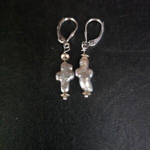 Handmade Baroque Pearl Earrings In The Shape Of Crosses‎